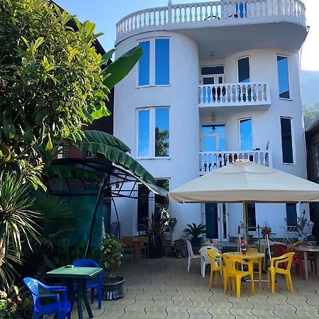Emiliya Guest House กากรา ภายนอก รูปภาพ