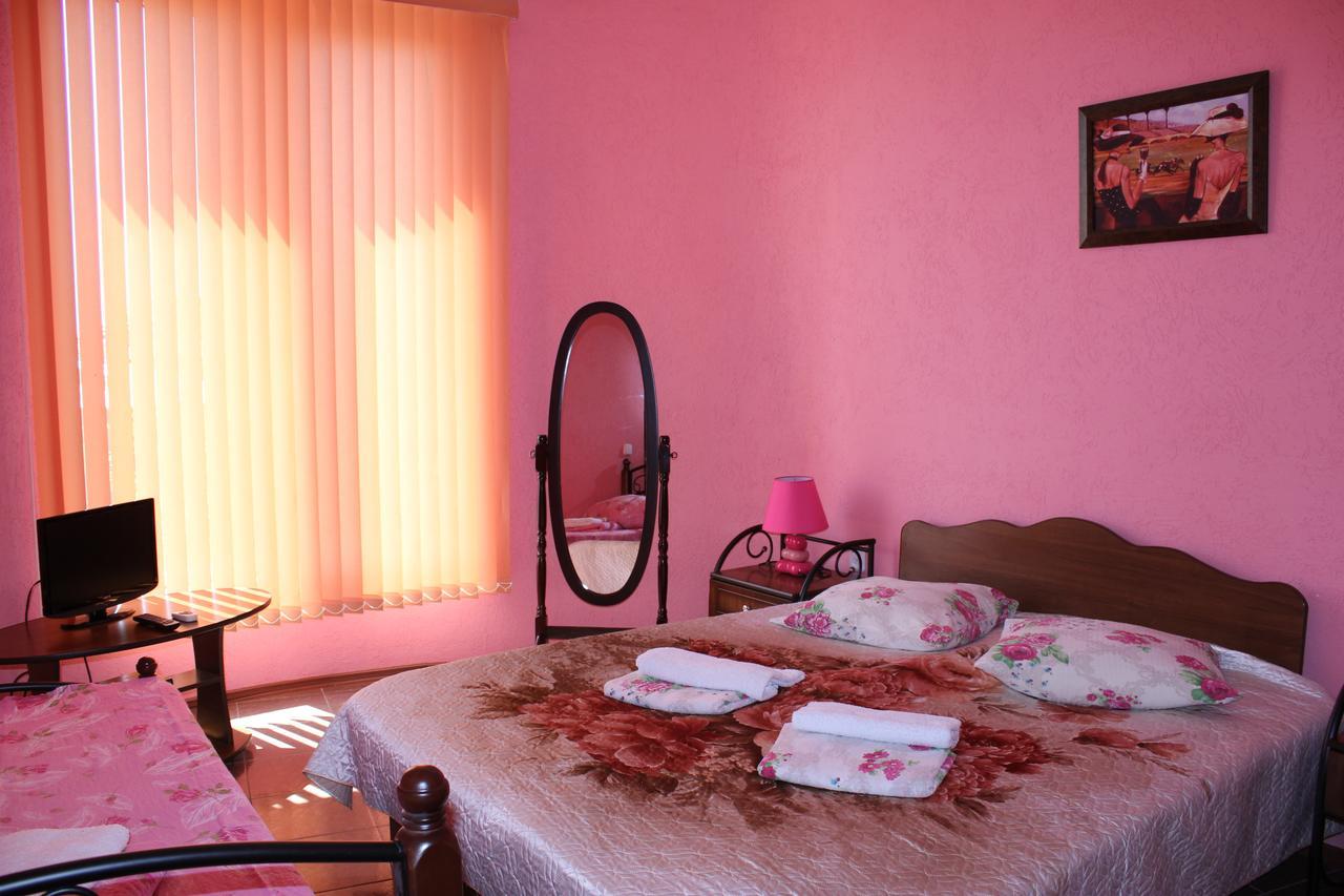 Emiliya Guest House กากรา ภายนอก รูปภาพ