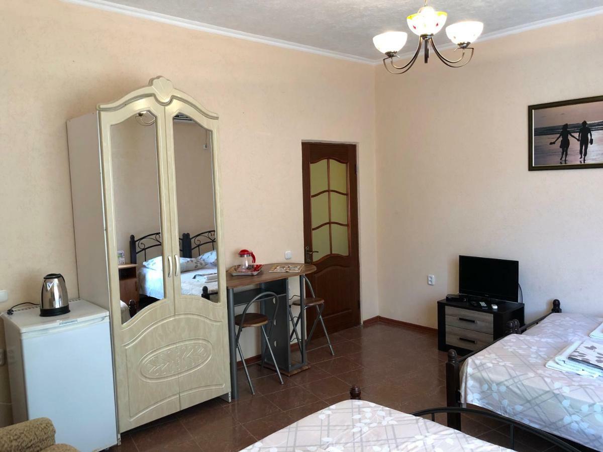 Emiliya Guest House กากรา ภายนอก รูปภาพ