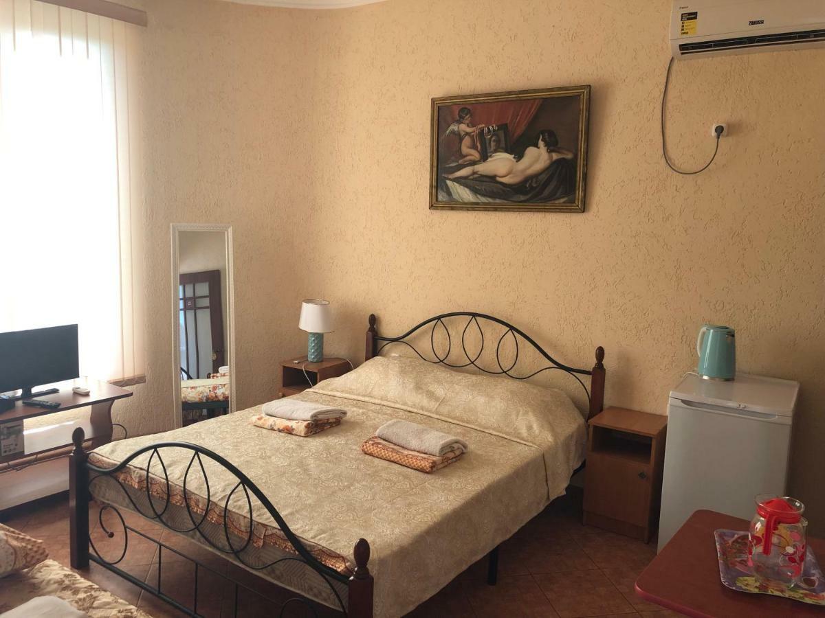 Emiliya Guest House กากรา ภายนอก รูปภาพ